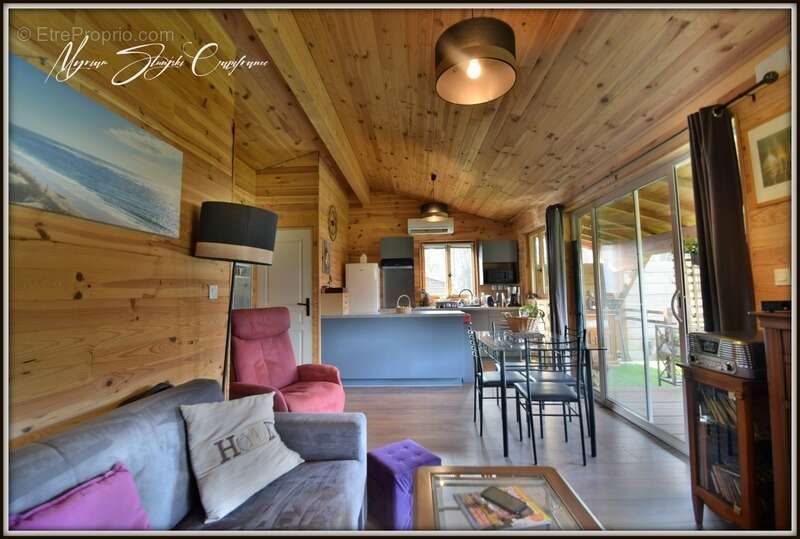 Maison à PARENTIS-EN-BORN