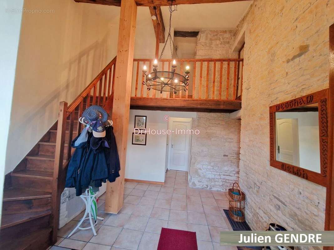 Maison 110 m² à Ensigne  - photo 20