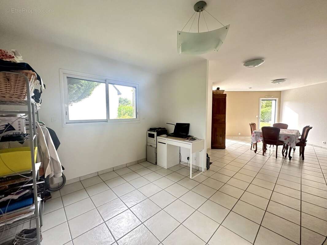 Maison à CHASNE-SUR-ILLET