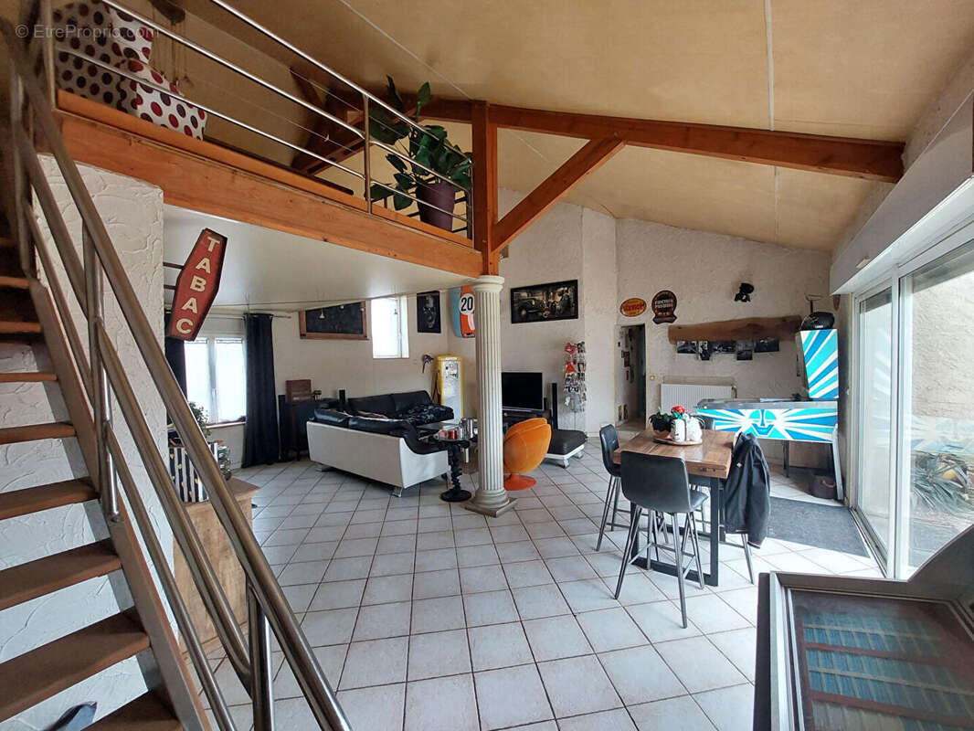 Maison à CHATELLERAULT
