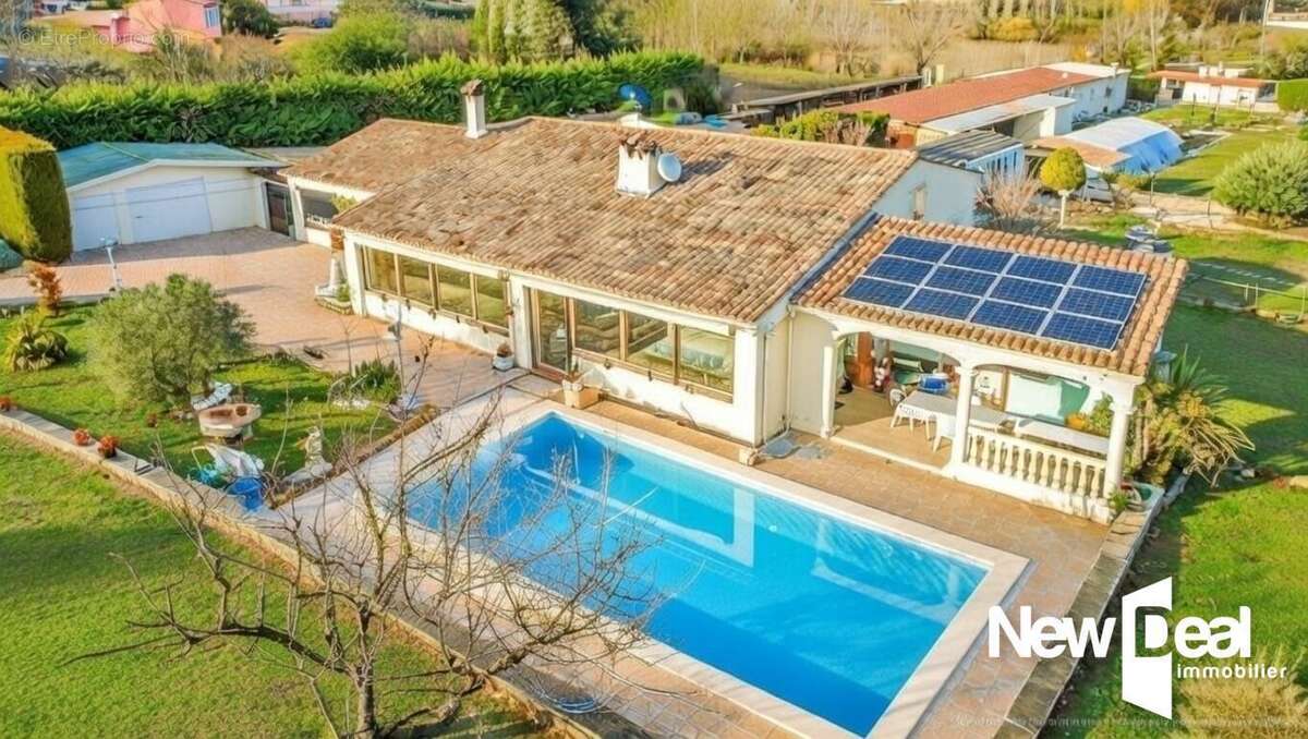 Maison à MONTAUROUX