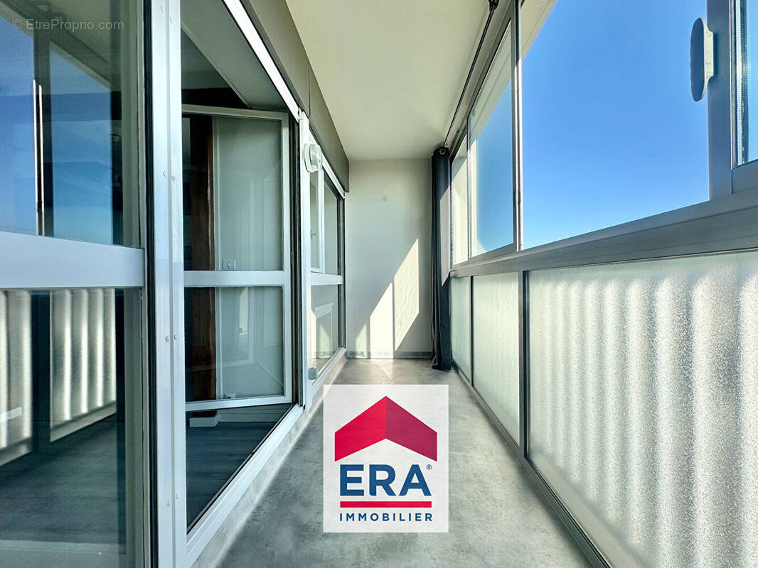 Appartement à SARTROUVILLE
