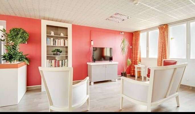 INVESTISSEMENT LOCATIF  LE SOLER  Résidence EHPAD Sainte-Eugénie  9.16% de rentabilité - photo 4