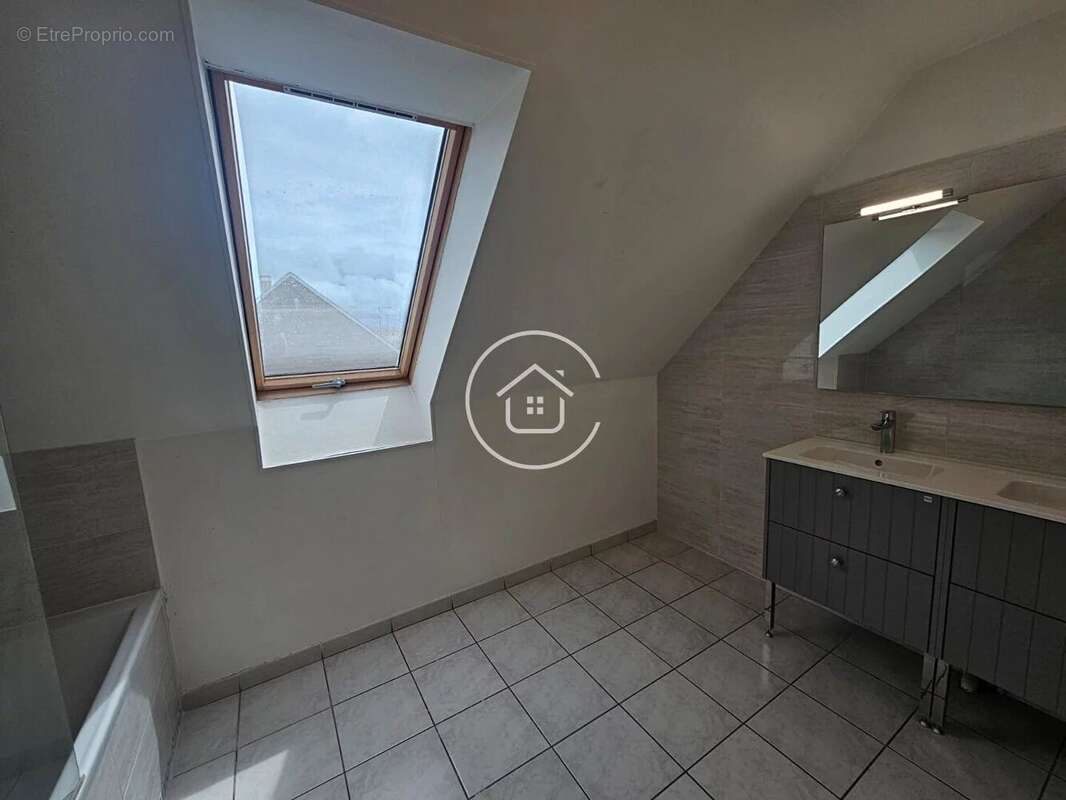 Maison à VINEUIL