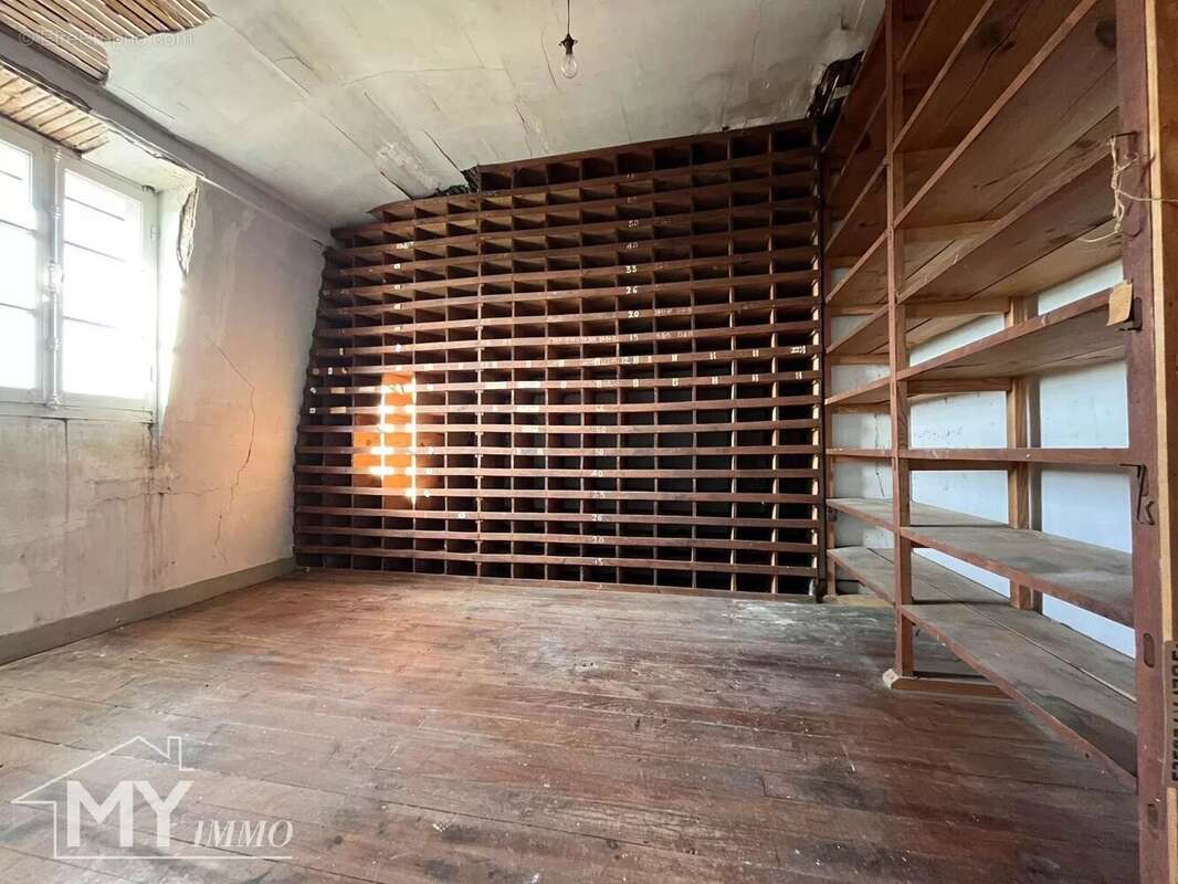 Maison à MONTPON-MENESTEROL