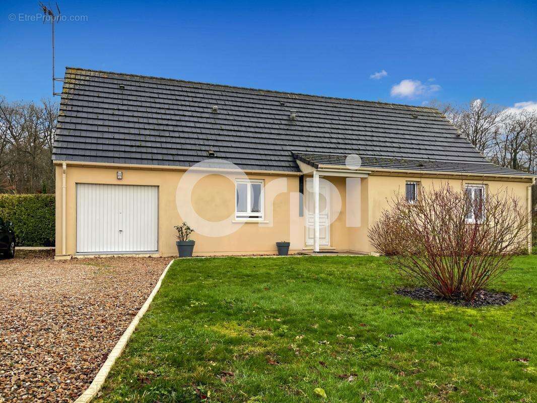 Maison à LE PLESSIS-GROHAN