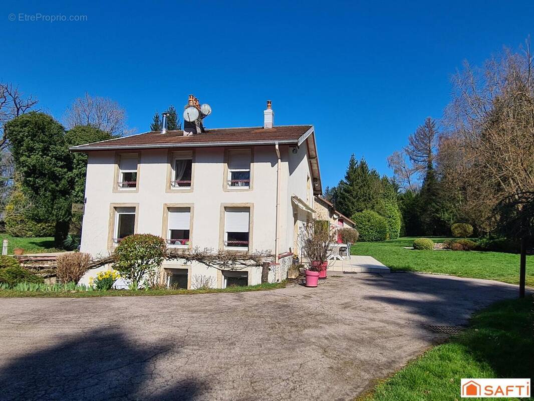 Photo 1 - Maison à EPINAL