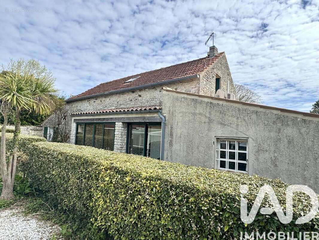 Photo 2 - Maison à LE CHATEAU-D'OLERON