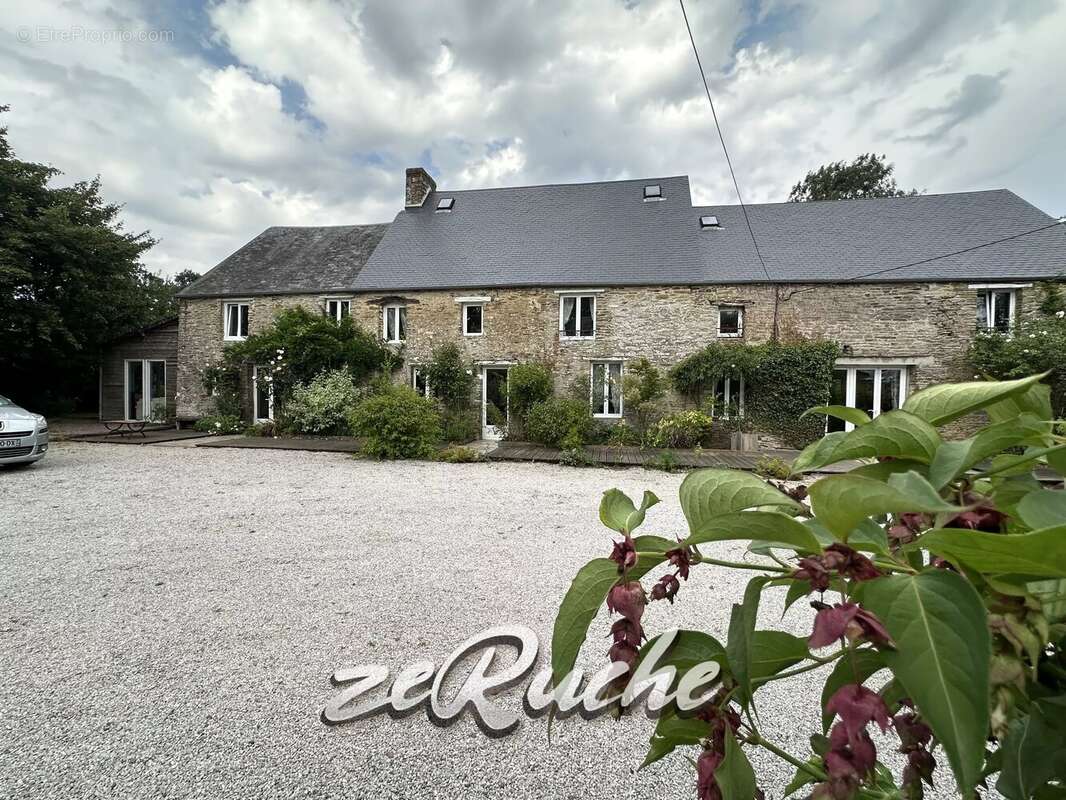 Grande maison de caractère à Cahagnes de 411m², 3 chambres d'hôtes et 2 gîtes - photo 23