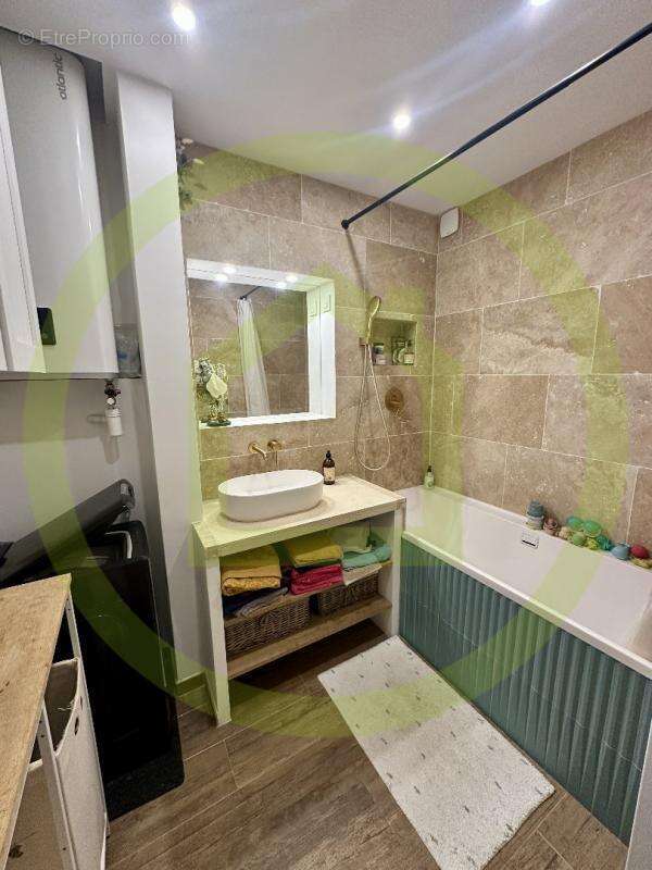 Appartement à MARSEILLE-9E