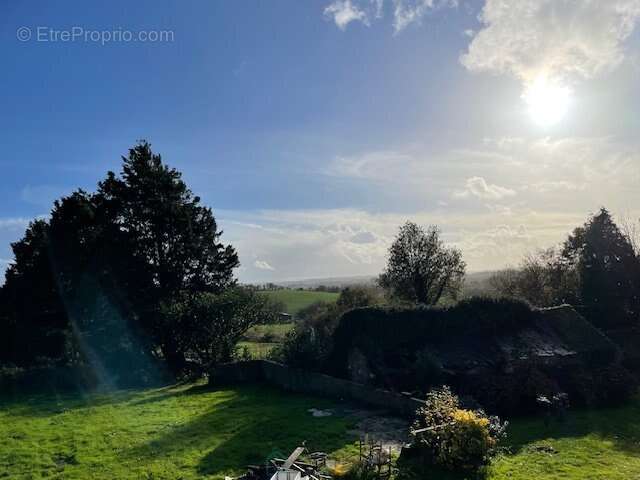 Maison à LE CLOITRE-PLEYBEN