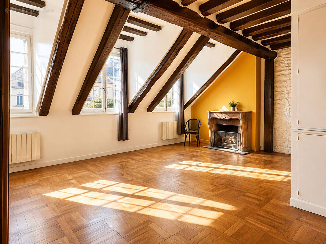 Appartement à PARIS-4E