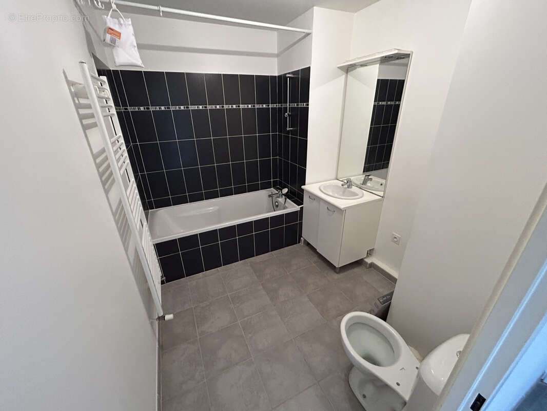 Appartement à SIX-FOURS-LES-PLAGES