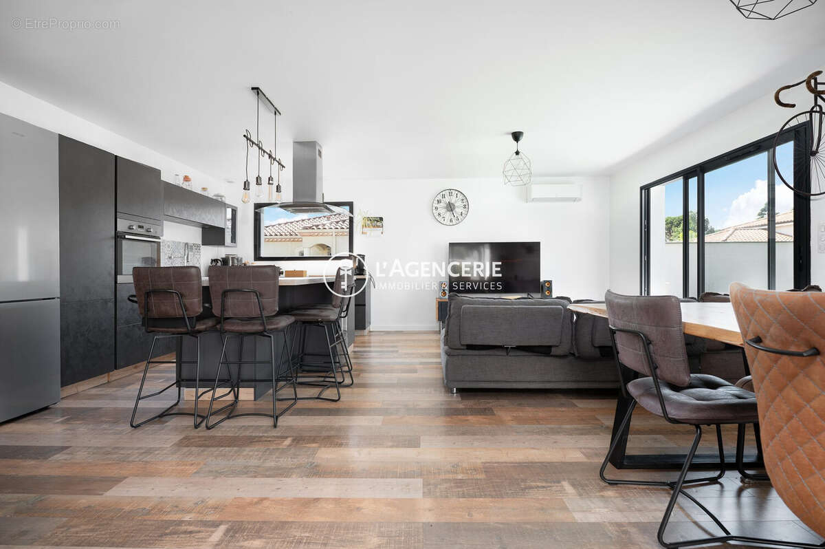 Maison 97 m² à Albi  - photo 4