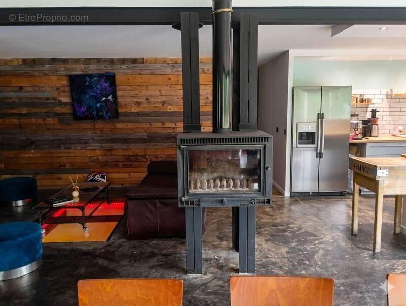 Bien ultra atypique VILLA ARTISTE ARCHITECTE 260 M2 9 pièces PRUZILLY (71) Sur 1 hectare de forêt - photo 14