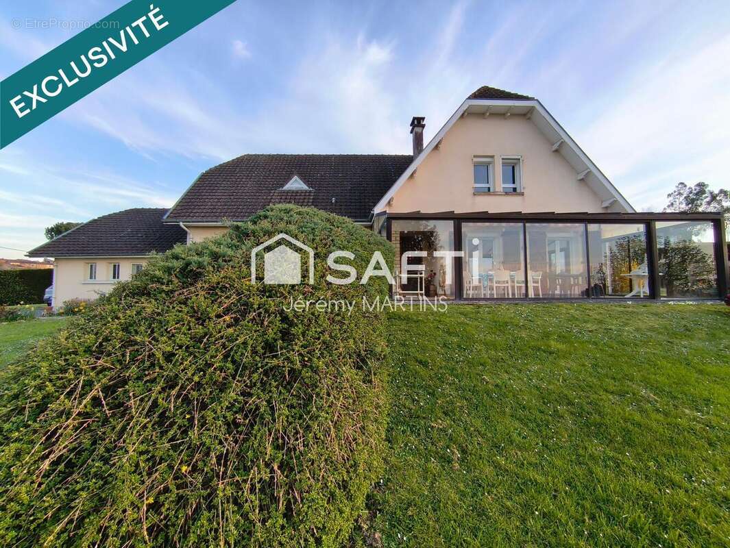 Photo 2 - Maison à FLAGNAC