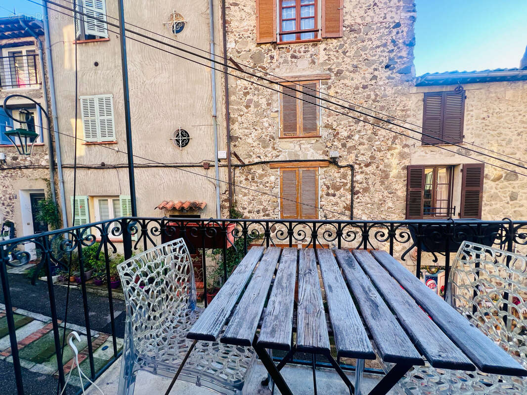 Maison individuelle 3 pièces de charme atypique avec cave sur Villeneuve loubet - photo 2