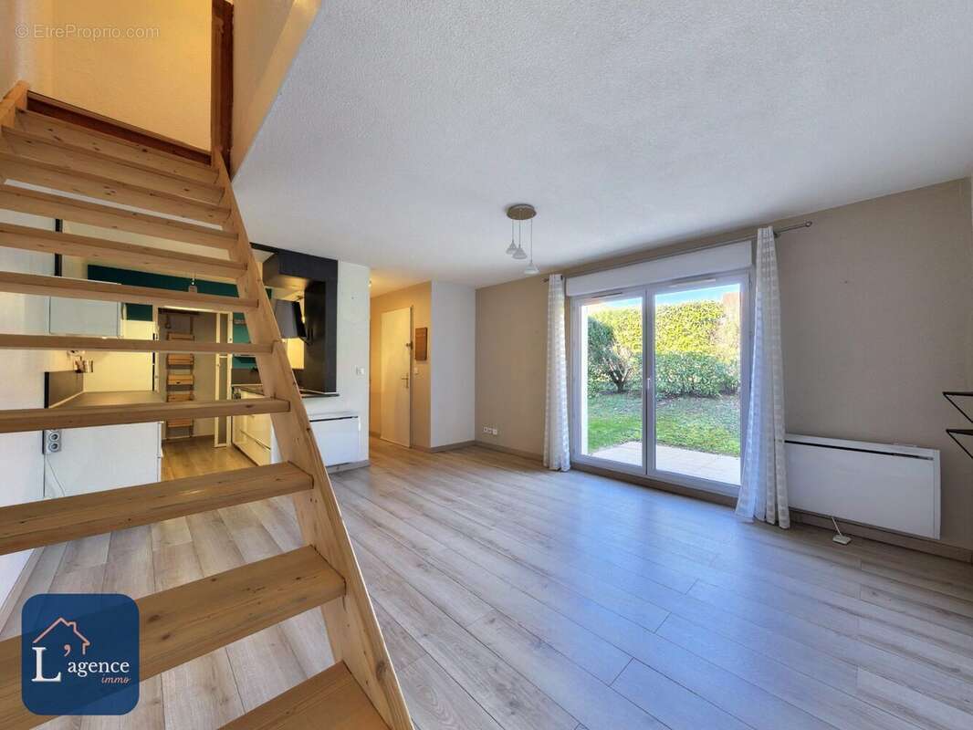 Appartement à PREVESSIN-MOENS