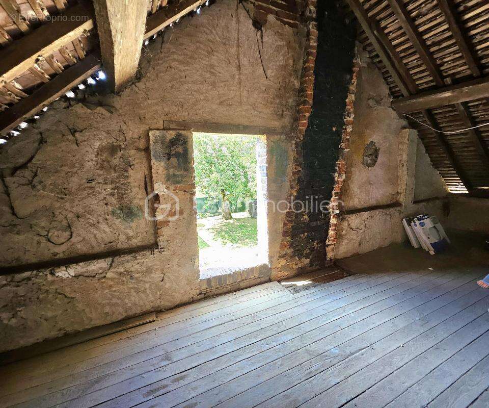 Maison au coeur de LA-CROIX-DU-PERCHE (28480) - photo 12