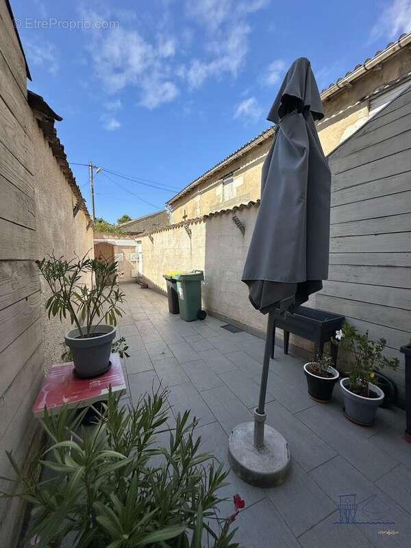 Maison 91 m² à Mortagne-Sur-Gironde  - photo 3