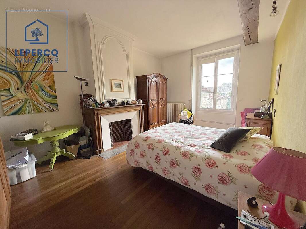 Appartement à NANTEUIL-LE-HAUDOUIN