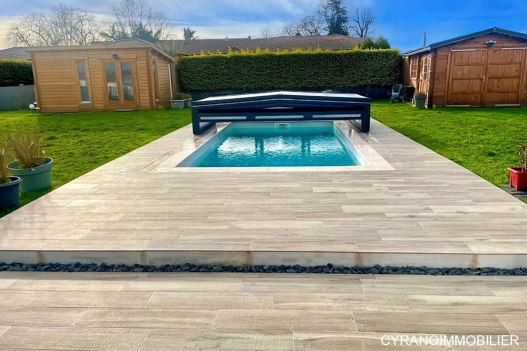 Maison à LAMONZIE-SAINT-MARTIN