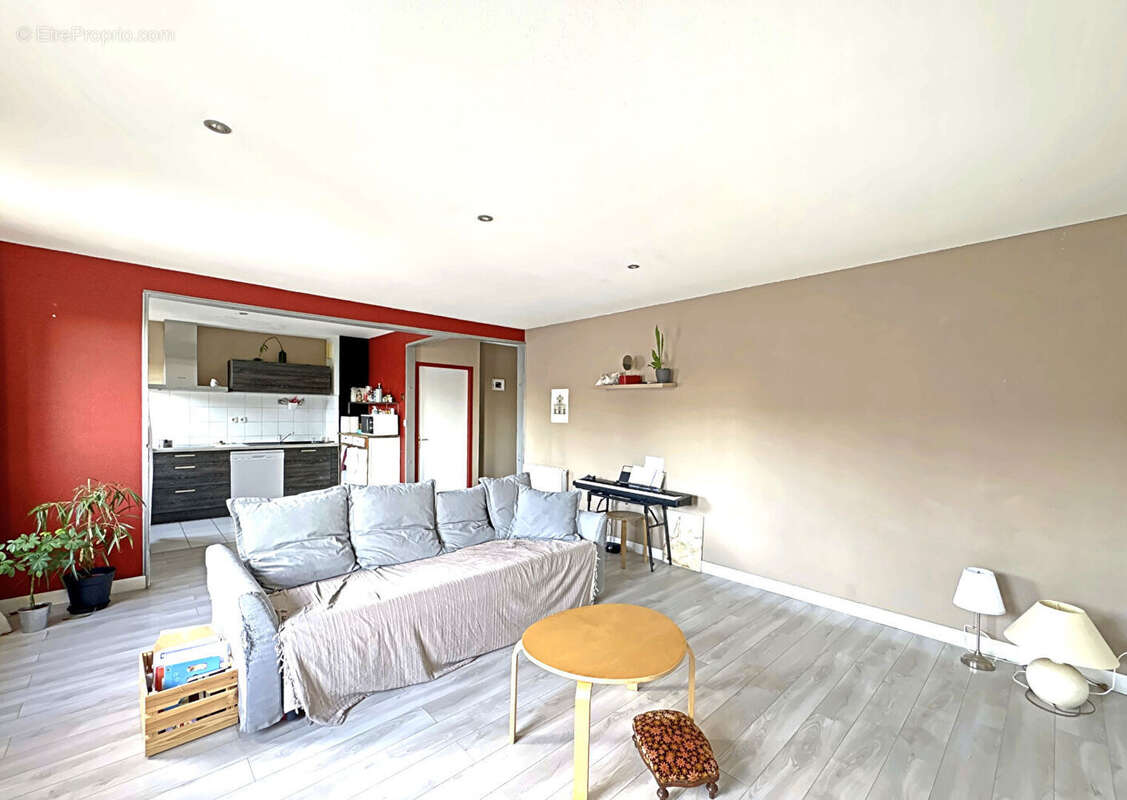 Appartement à L'ISLE-JOURDAIN