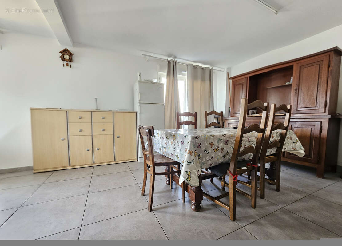 Appartement T3 en rez de jardin proche centre-ville BELLEY - photo 5