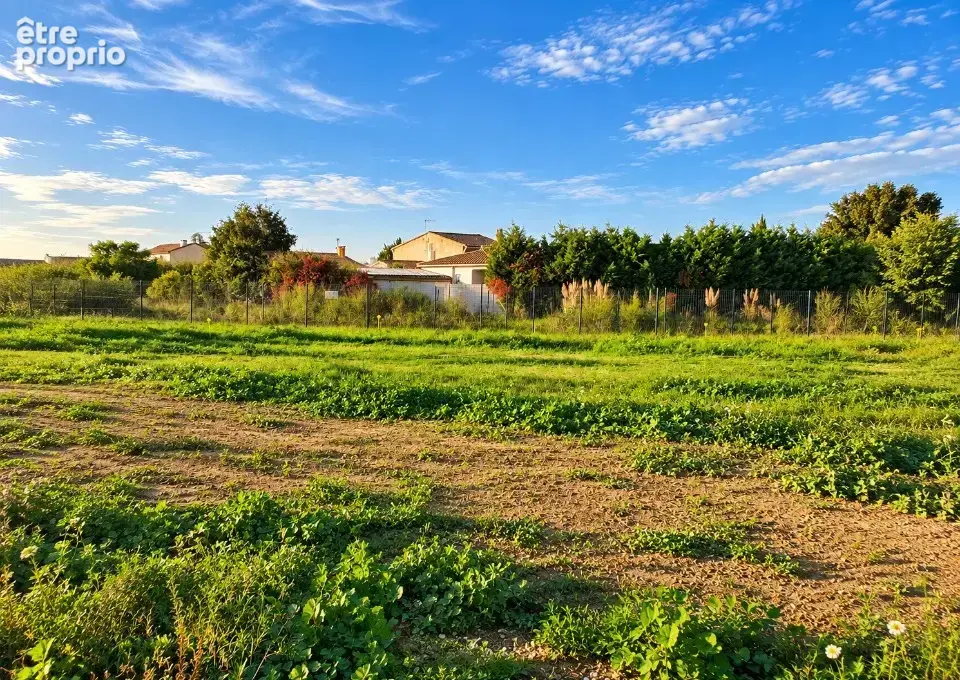Photo Terrain à Manduel au prix de 99 000€