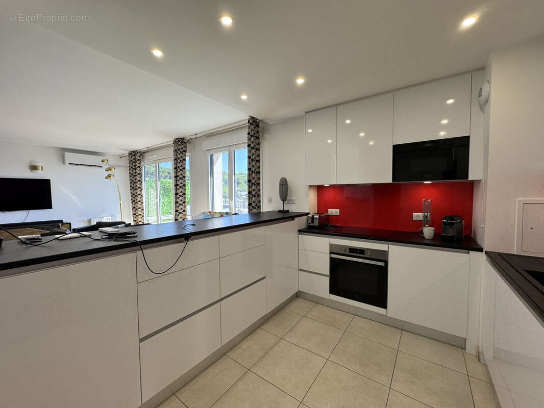 Appartement à SAINT-MAUR-DES-FOSSES