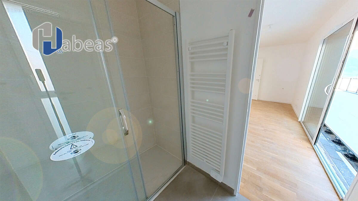 Appartement à VILLE-LA-GRAND