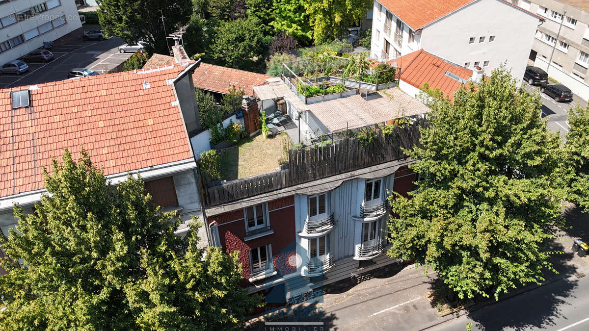 Maison à CLERMONT-FERRAND