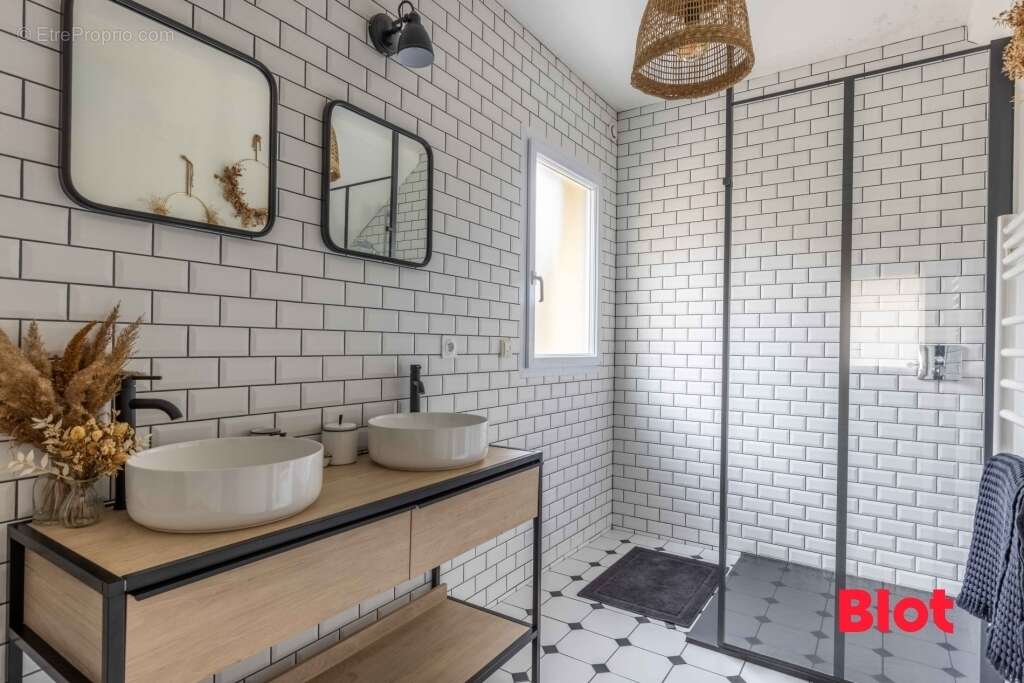 Maison à SERVON-SUR-VILAINE