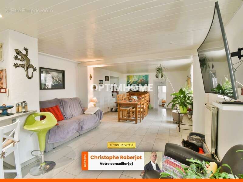 Maison à CHATENOY-LE-ROYAL