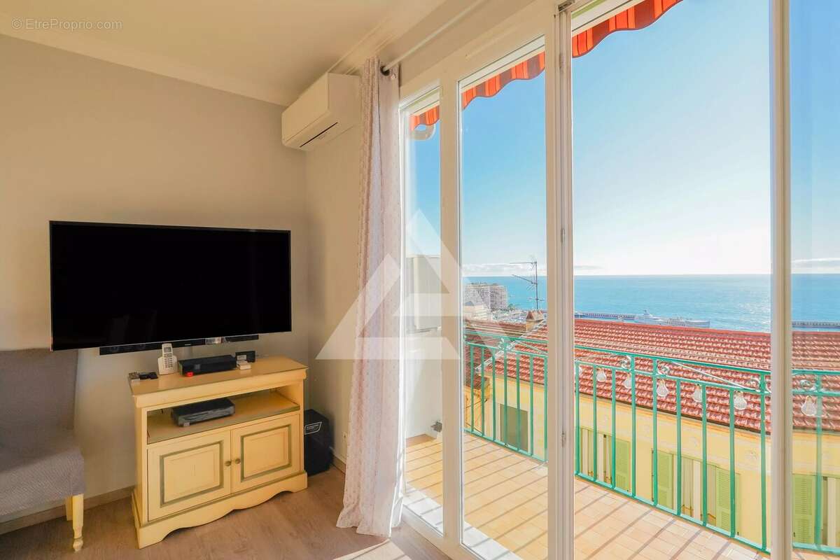 Appartement à CAP-D'AIL