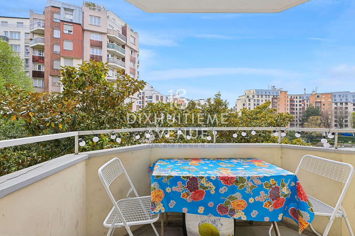 Appartement à PARIS-10E