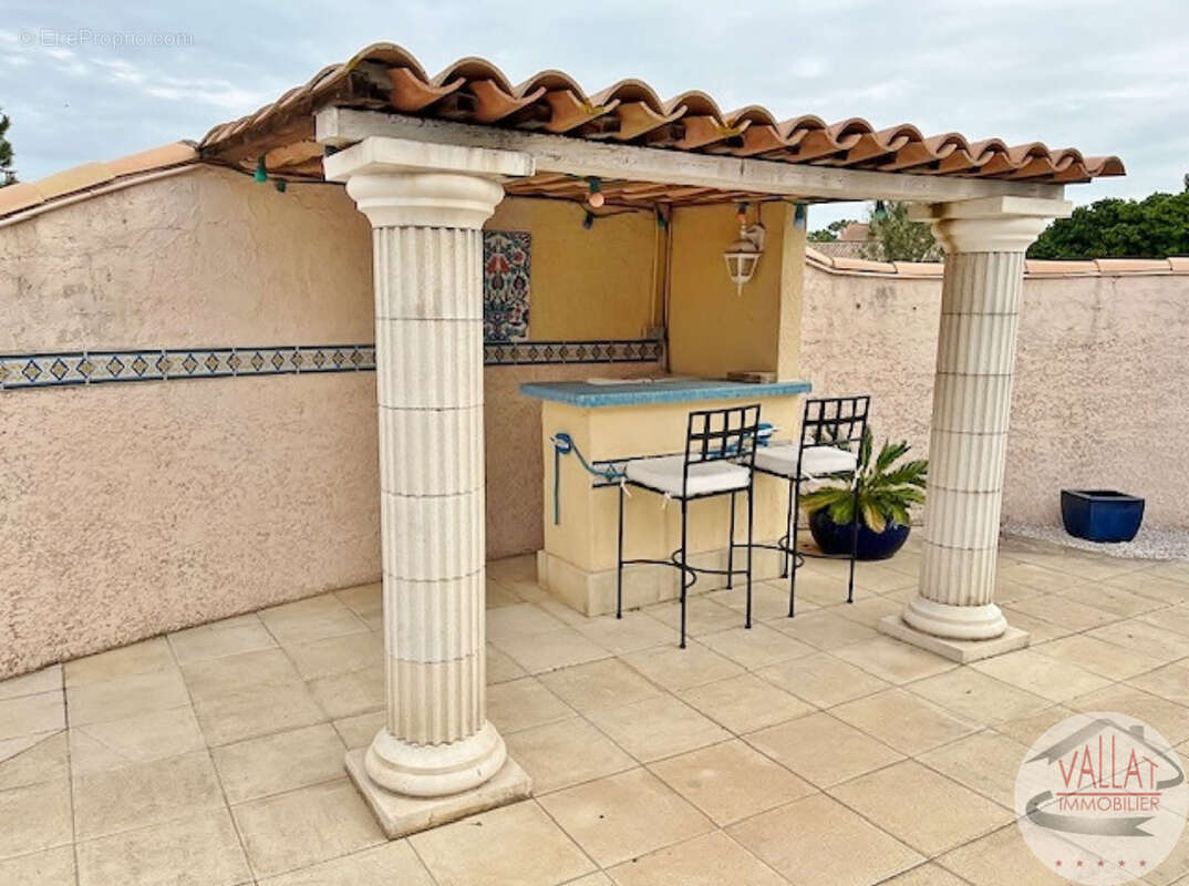 Villa T4 avec piscine dans quartier pavillonnaire agréable ! - photo 19