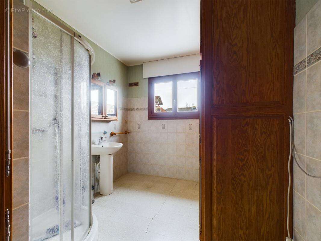 Maison à ROSIERES-EN-SANTERRE