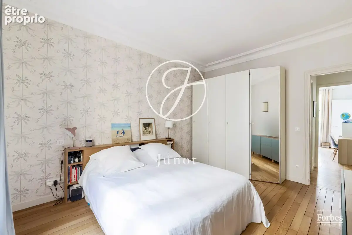 Paris 18e - AVENUE RACHEL - Appartement - 100,46m² Carrez - 2 chambres - Haussmannien - photo 18
