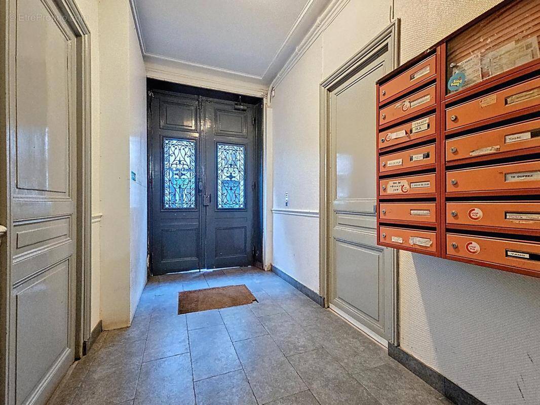 Appartement à PARIS-11E