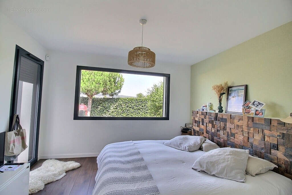 Maison à BRENTHONNE