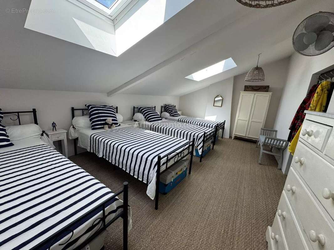 Maison à VILLENEUVE