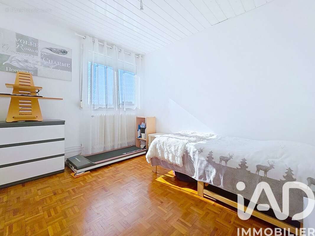 Photo 9 - Maison à PONTAULT-COMBAULT