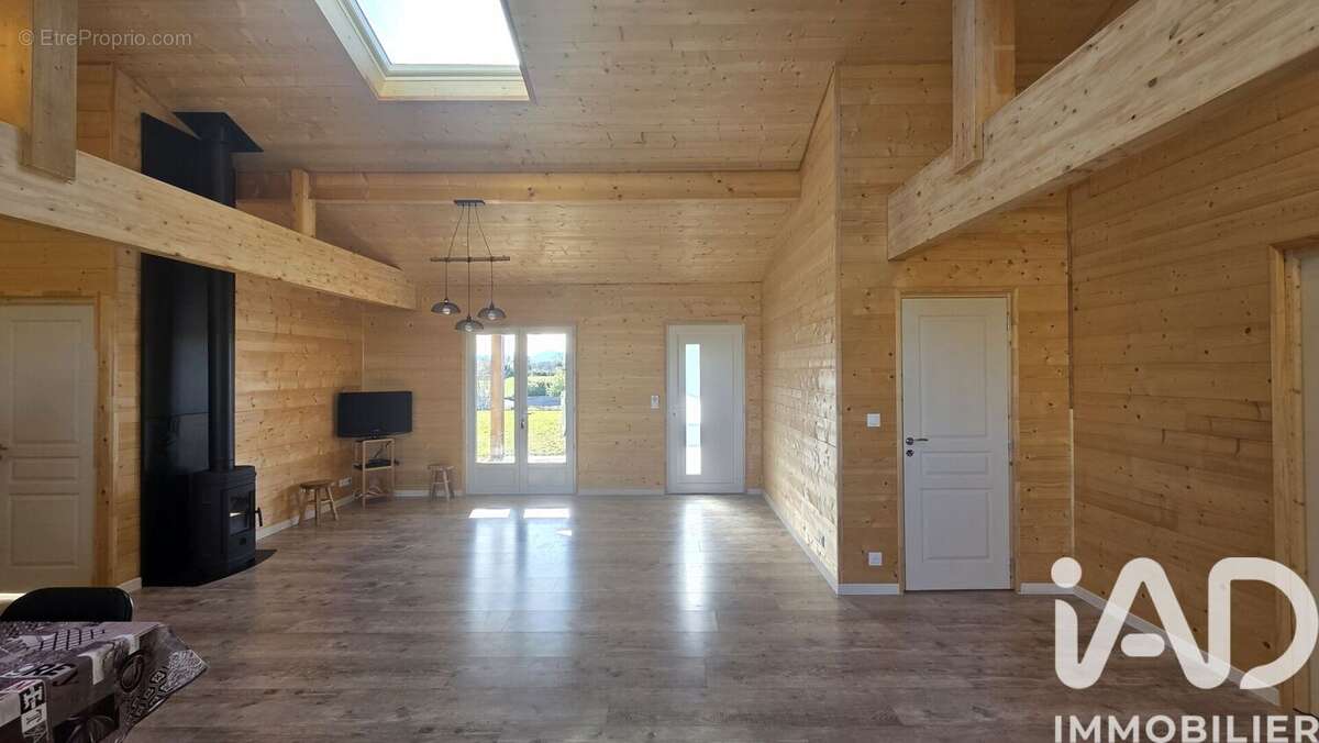 Photo 2 - Maison à RECURT
