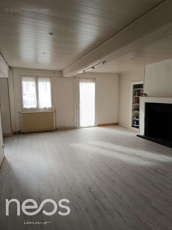 Maison à VITRY-SUR-LOIRE