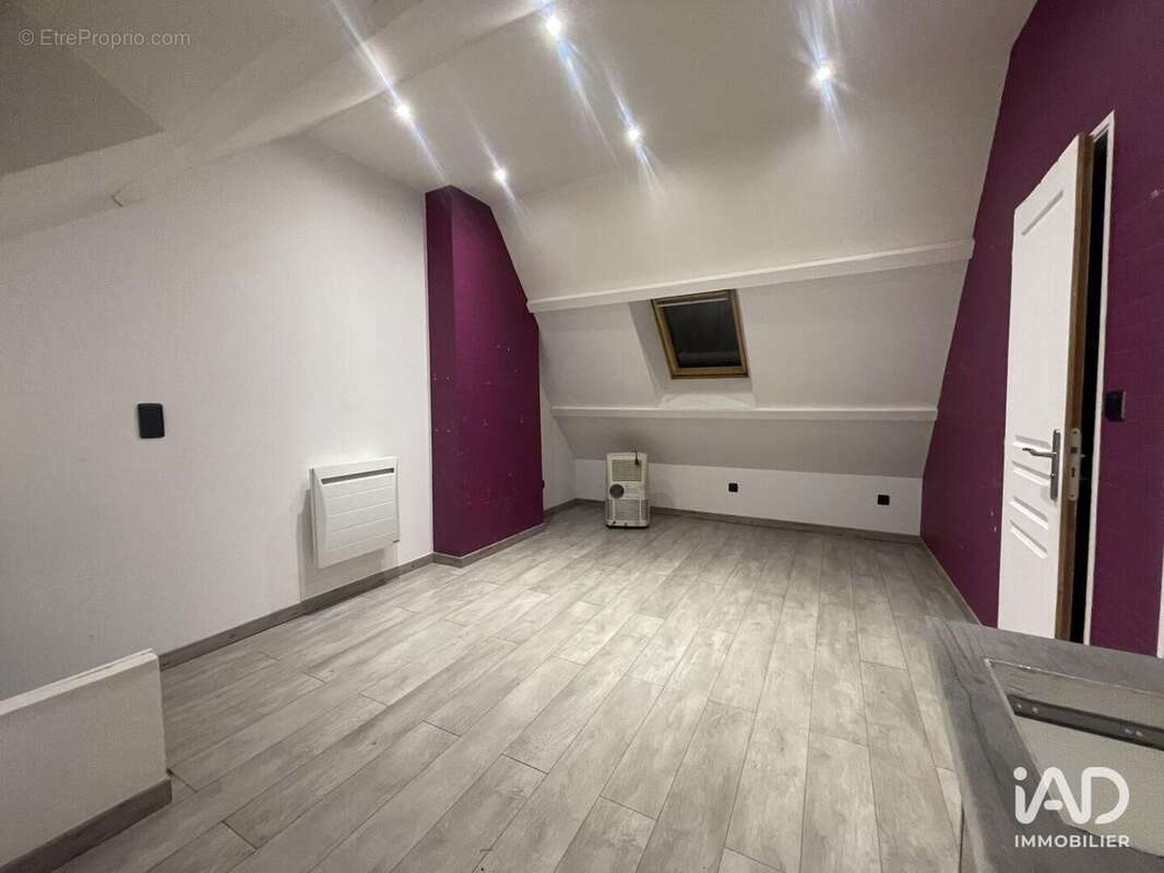 Photo 5 - Commerce à PRESLES