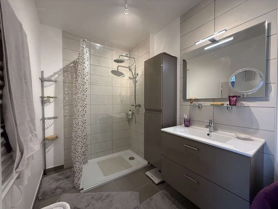 Appartement à EGLY