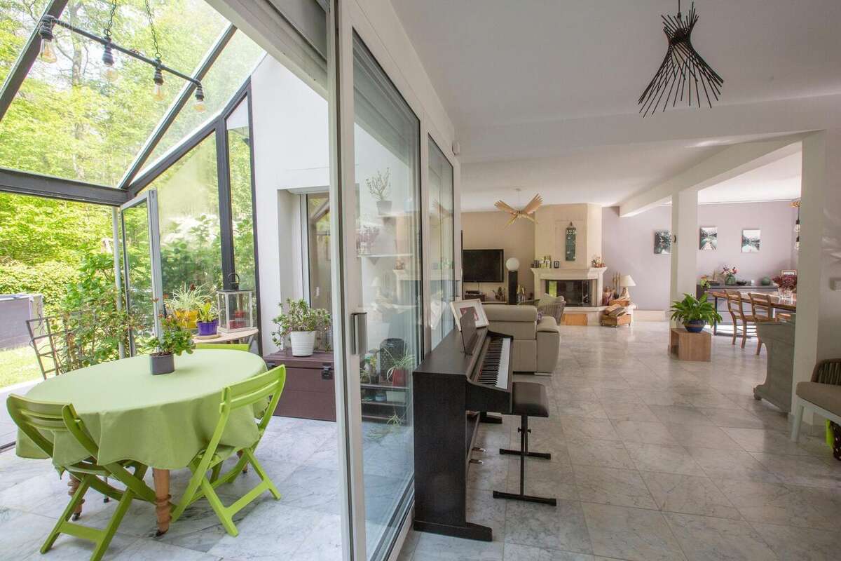 Photo 8 - Maison à LE MESNIL-SAINT-DENIS