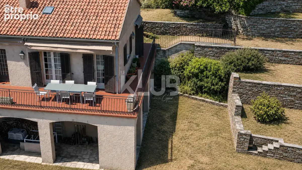 Miomo - Propriété de caractère avec vue mer, piscine et fort potentiel - photo 12