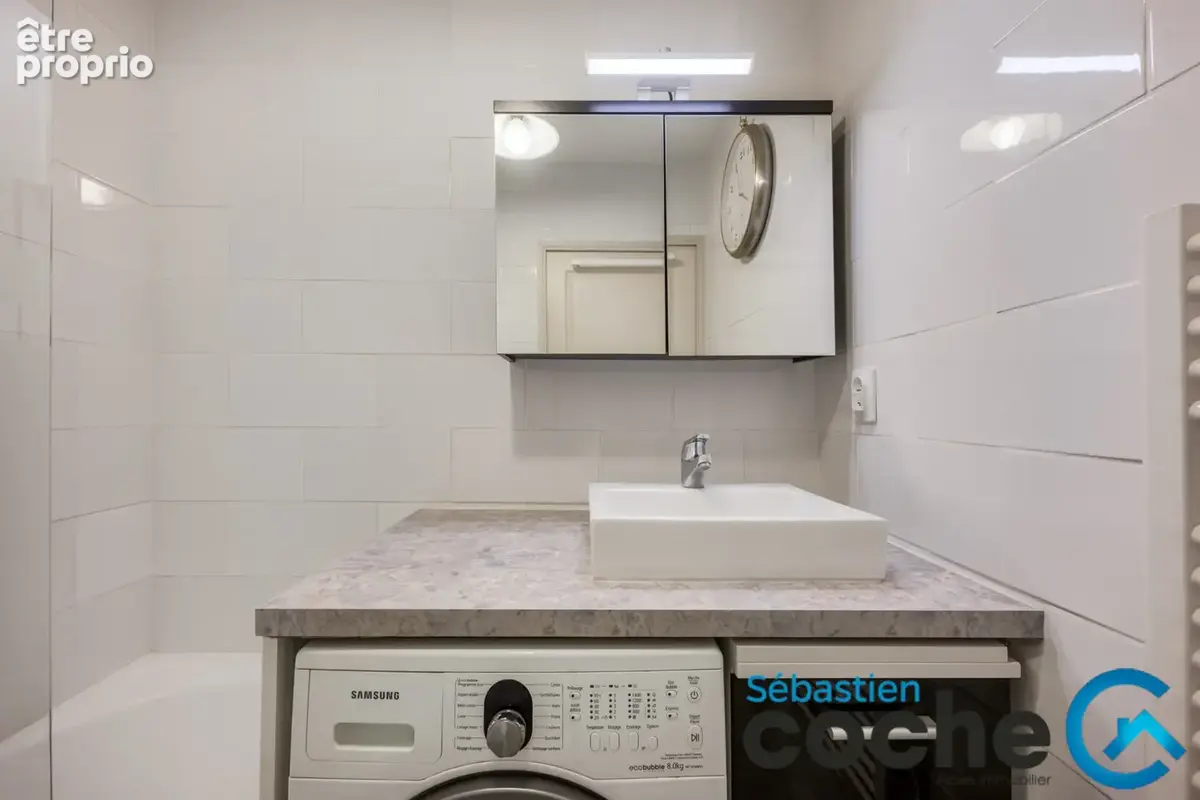 T3 contemporain Décines-Charpieu - photo 8